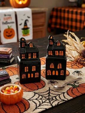 Haunted House Salt & Pepper Shaker Set